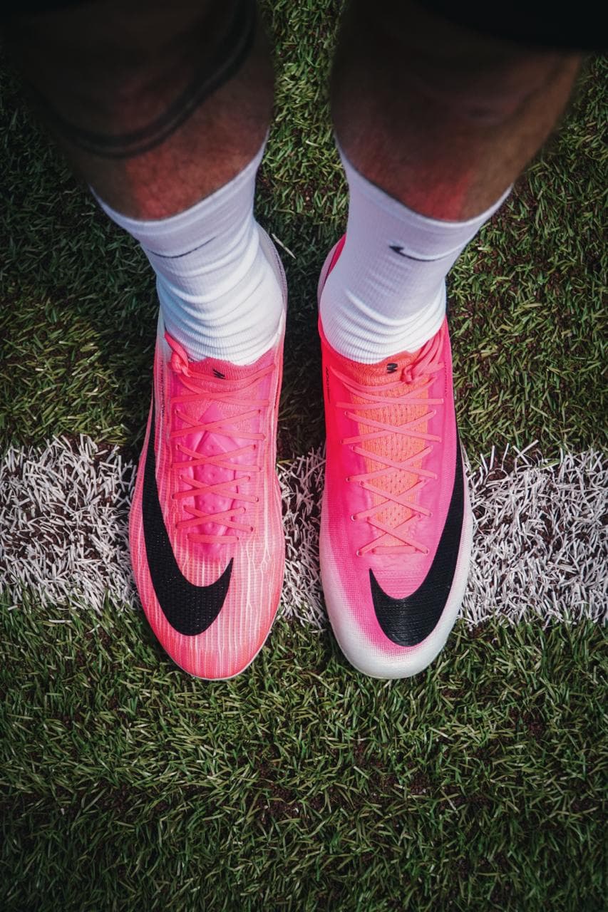 Nike Mercurial Superfly 11 and Vapor 17 