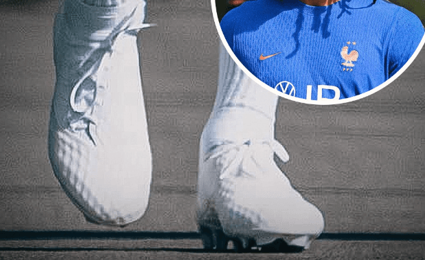 Michael Olise Spotted Wearing A New Mid-Cut Nike Football Prototype